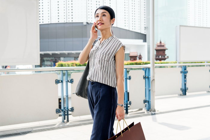 Khách hàng có thể mua ngoại tệ tại BIDV để phục vụ nhu cầu khám chữa bệnh hoặc đi công tác nước ngoài